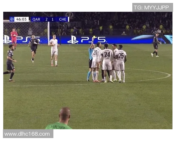 欧冠赛后采访爆金句,引全场大笑